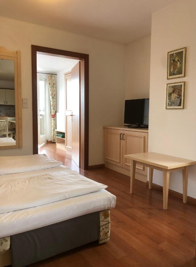 Appartement Tschivon Scena Exterior foto