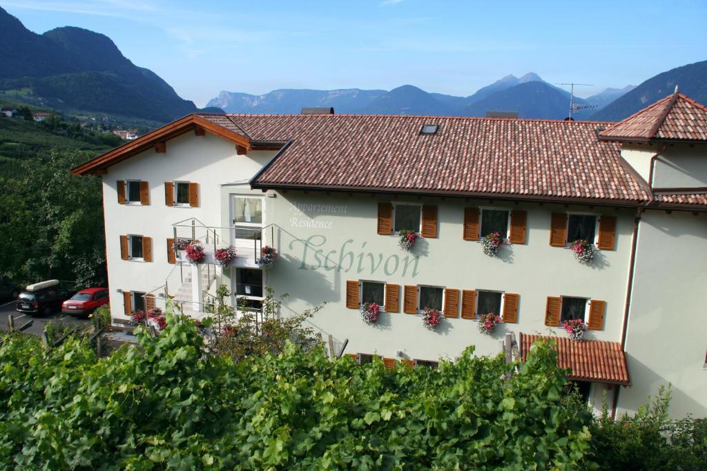 Appartement Tschivon Scena Exterior foto